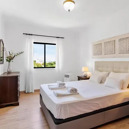 With Sea-view Close To Villa *